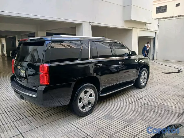 jeepetas y camionetas - chevrolet tahoe premier 2020 4