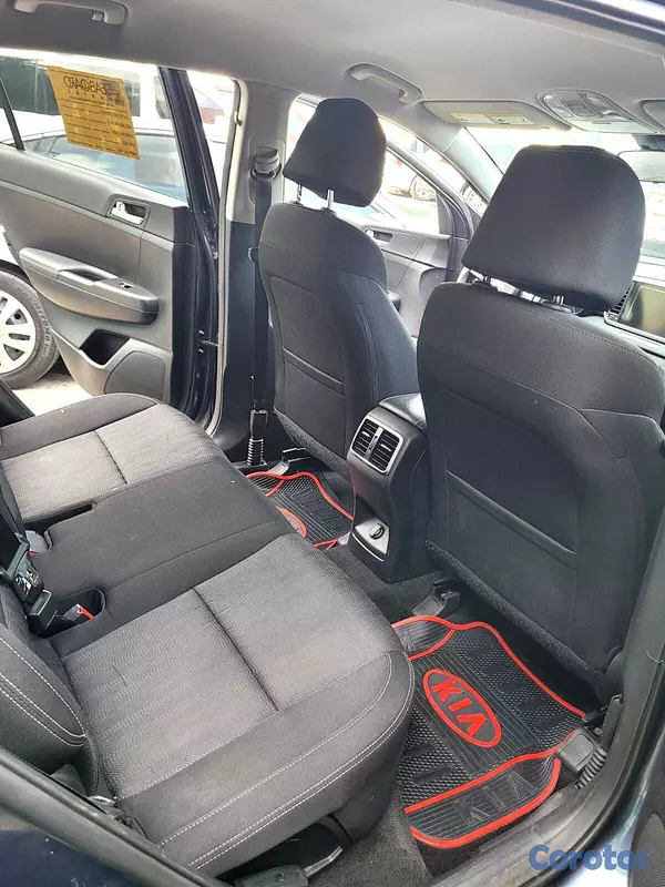 jeepetas y camionetas - Kia Sportage LX 2021 9