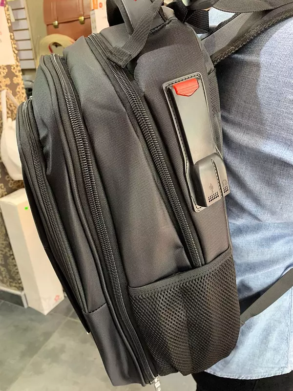 carteras y maletas - Mochilas para Viajes, mensajeros, laptop con cables Usb cargadores. 7