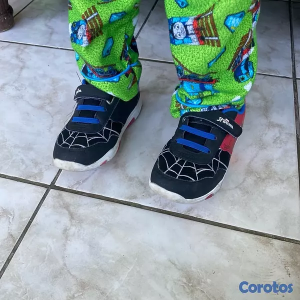ropa y zapatos - tennis estilo spiderman 4