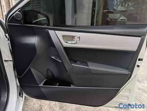 carros - 2018 Toyota Corolla LE 13