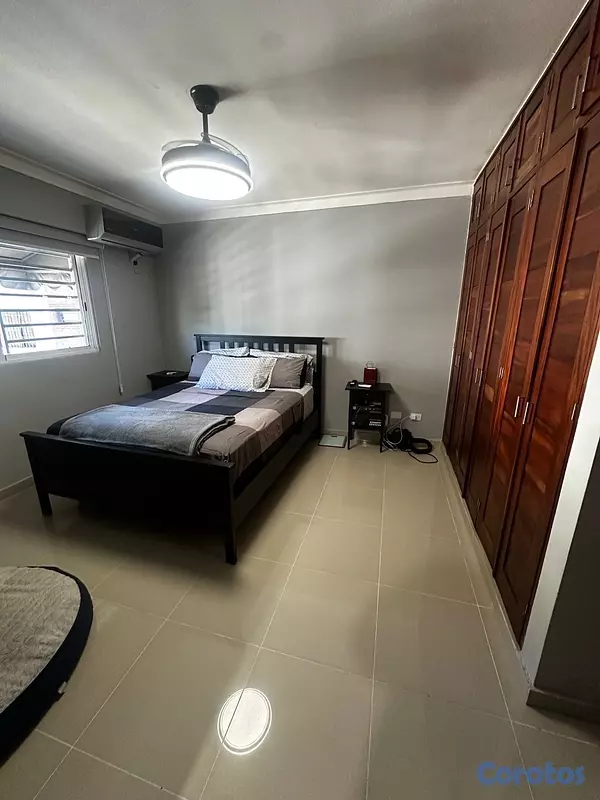 apartamentos - vedo en el millón una habitación baño parqueo  techado gas común tercer nivel  5