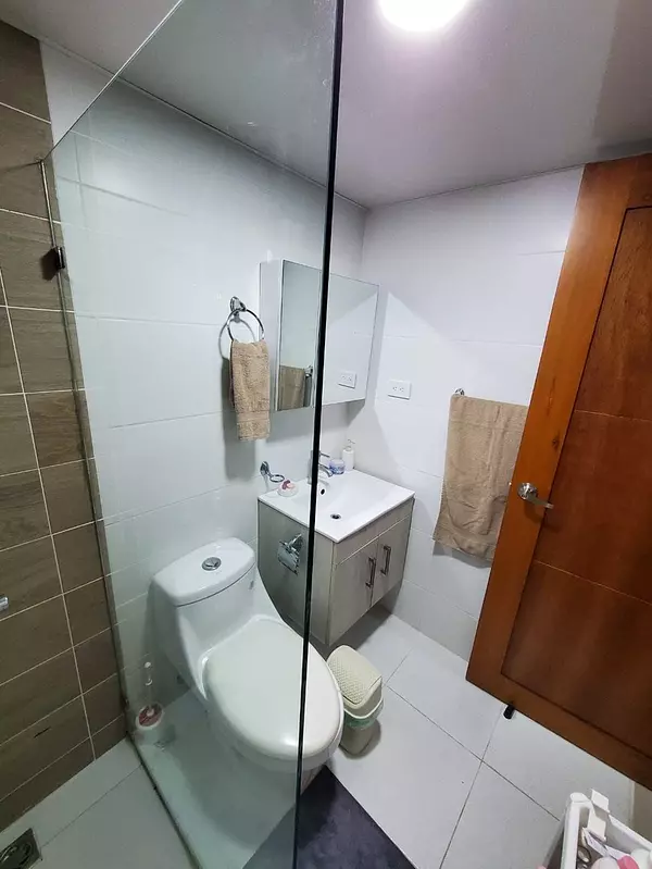 apartamentos - Se vende apartamento en Arroyo Hondo 4