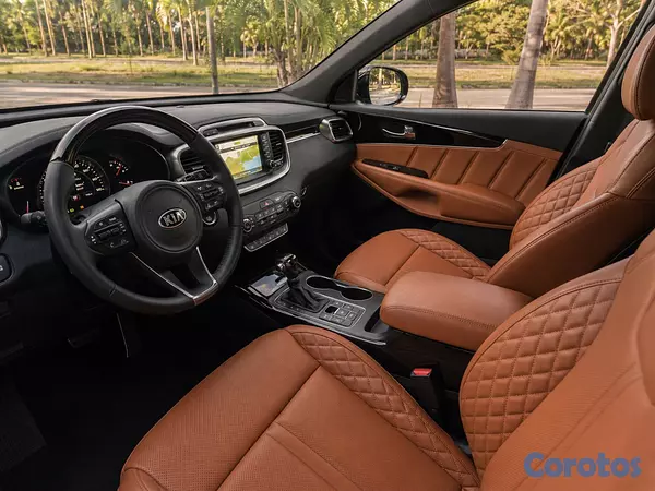 jeepetas y camionetas - Renta de kia sorento, tres filas de asientos 2