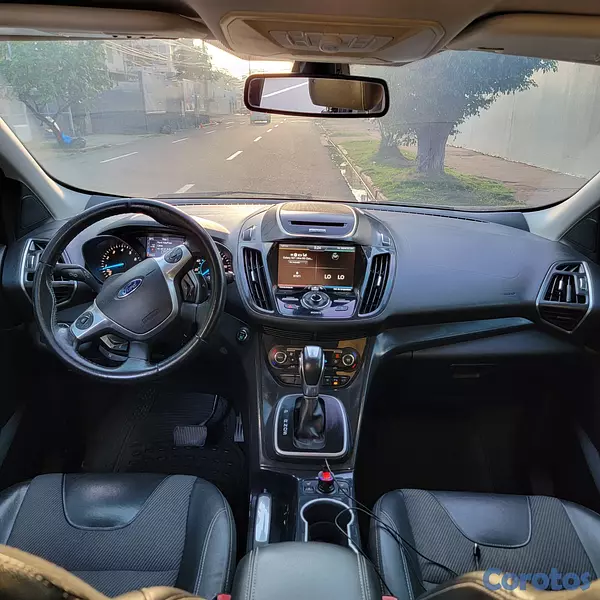 jeepetas y camionetas - Ford Escape titanium 2013 5