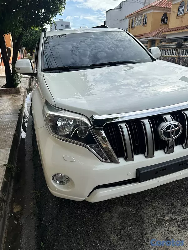 jeepetas y camionetas - Toyota Land cruiser prado 2014 VXL Diésel 2