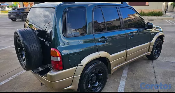 jeepetas y camionetas - Suzuki grand vitara 2001 V6 6
