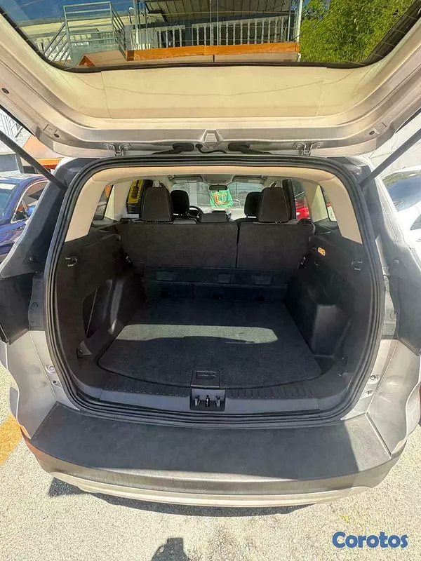 jeepetas y camionetas - Ford Escape SE Ecoboost 2019 7