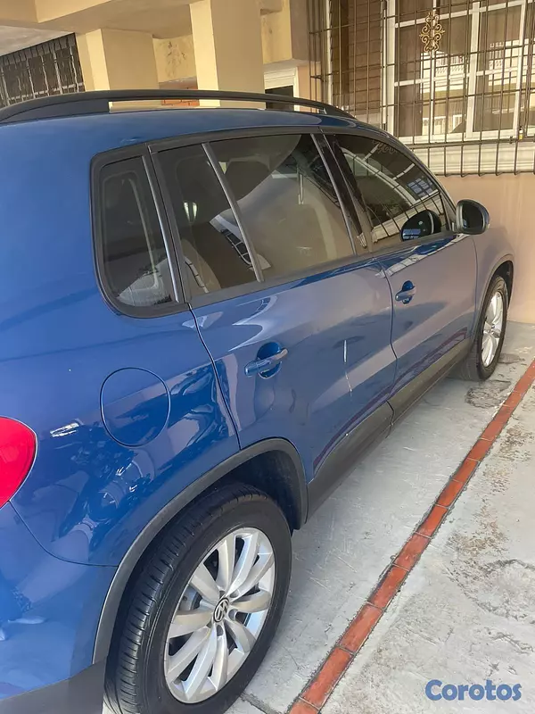 jeepetas y camionetas - Volkswagen Tiguan 2013 • 81,000K km • Excelentes Condiciones  10