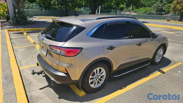 jeepetas y camionetas - Ford Escape SE 2020 10