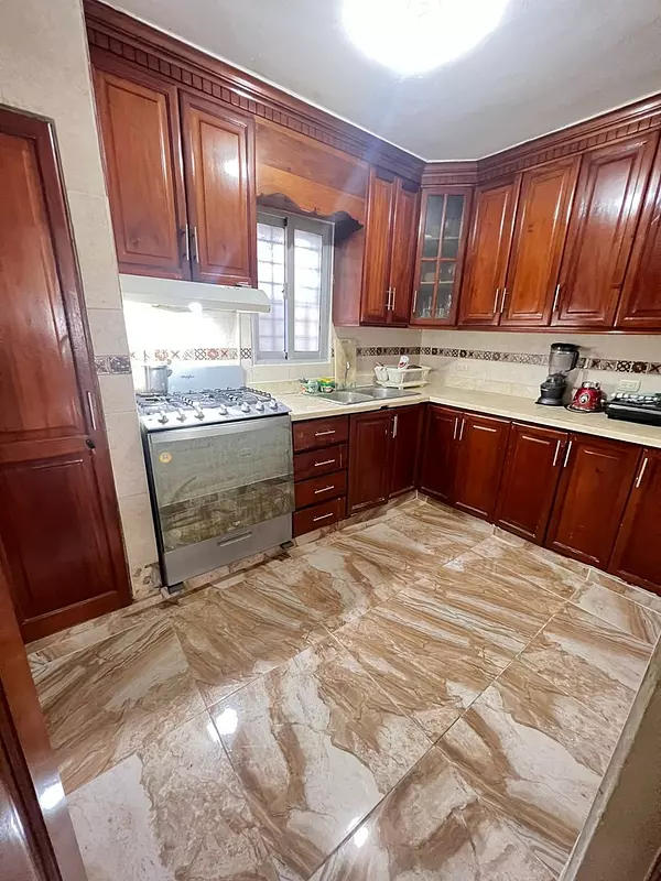 apartamentos - Bella Vista Sur,
Zona Excelente  6