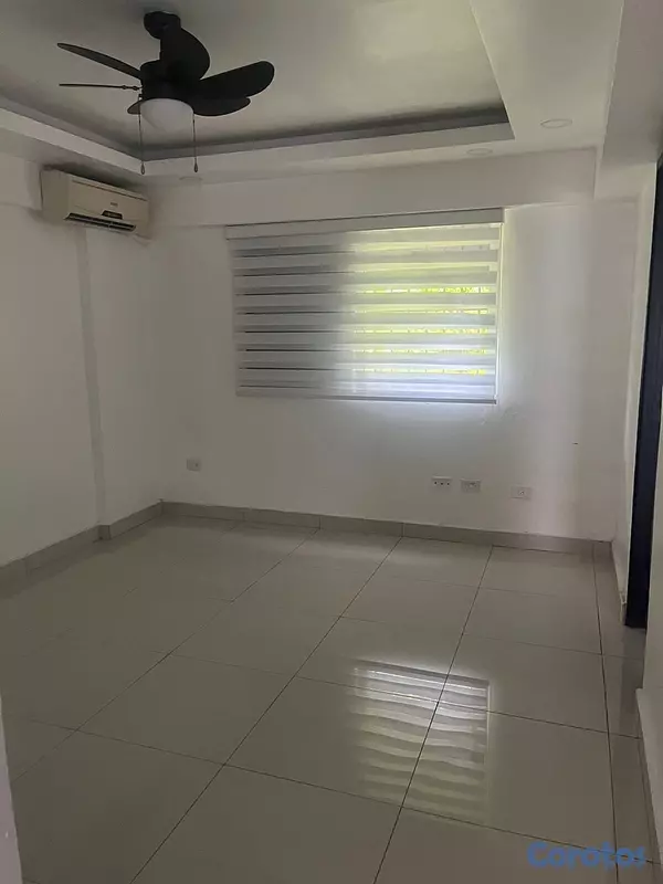 apartamentos - Apartamento con línea blanca en Gazcue 6
