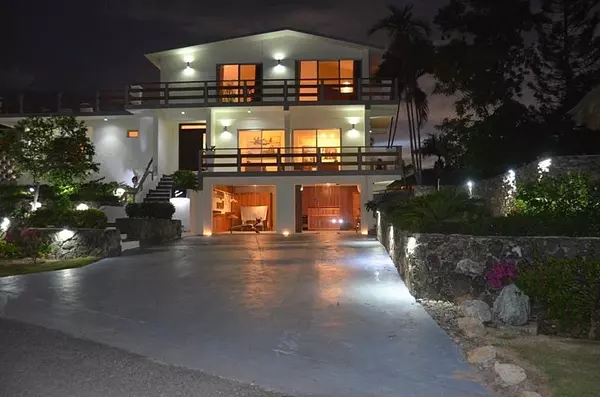 casas vacacionales y villas - villa frente al mar en puerto Plata  5