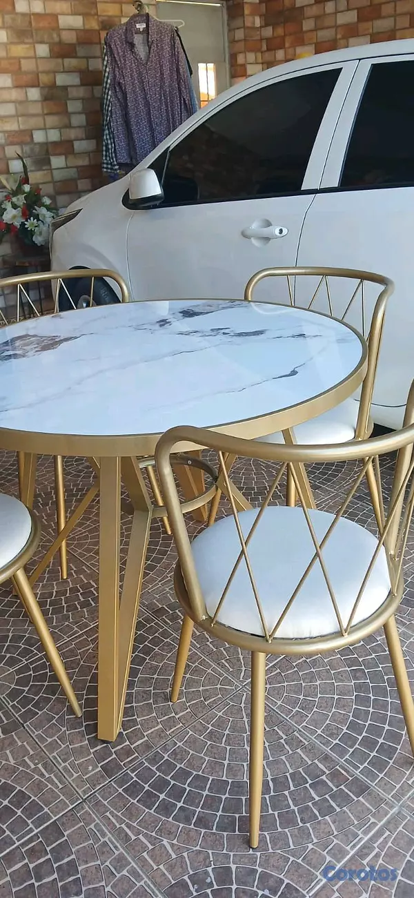 muebles y colchones - Juego de comedor en metal  3