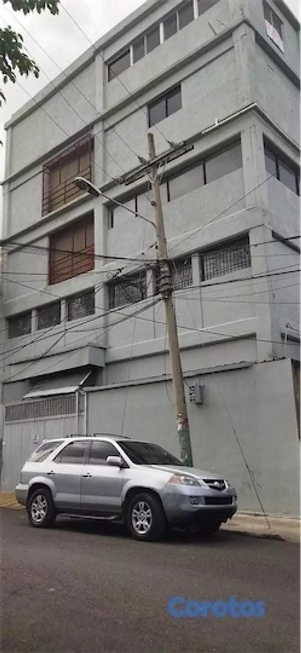 oficinas y locales comerciales - Se vende edificio de 5 niveles en villa consuelo de 1917 metros de construcción 8
