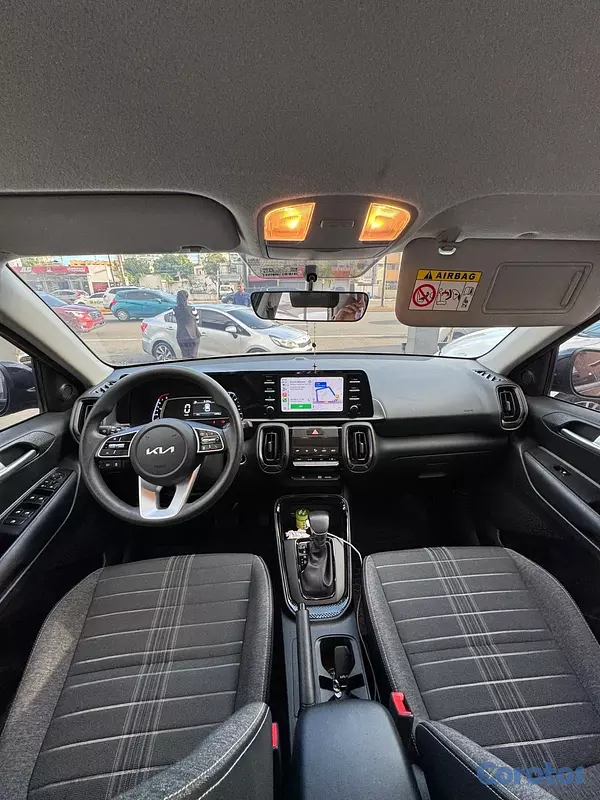 jeepetas y camionetas - Kia Sonet LX 2025 4