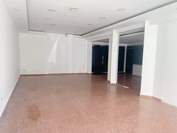 oficinas y locales comerciales - local amplio primer nivel 3