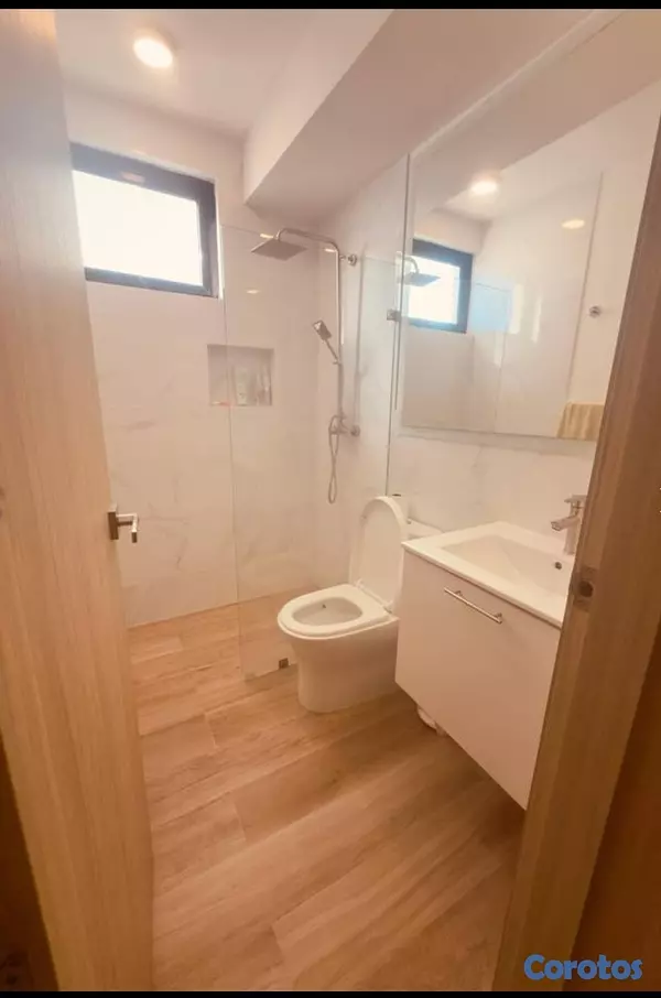 casas vacacionales y villas - Apartamento disponible SOLE 3 D5 en The Beach At Punta cana City Place. 8