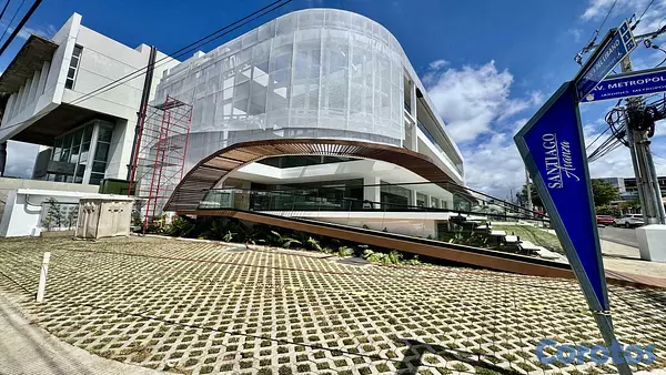 oficinas y locales comerciales - LOCAL COMERCIAL 1ER NIVEL DE RENTA EN LOS JARDINES SANTIAGO 2