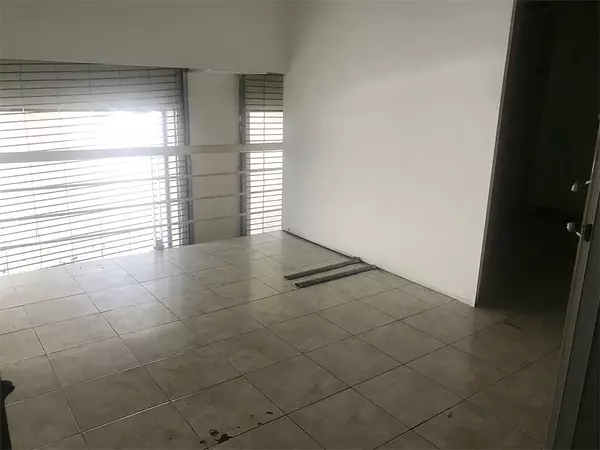 oficinas y locales comerciales - Local Piantini  120 m 4