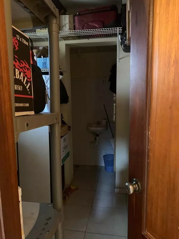 casas - VENDO Casa De 2 Niveles En Residencial Cerrado Altos De Arroyo Hondo III

 4
