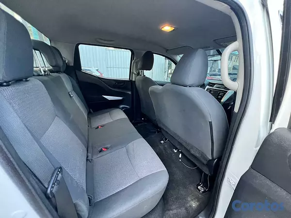 jeepetas y camionetas - NISSAN FRONTIER NP300 4X4 9
