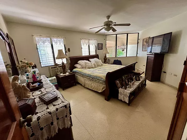 casas - Casa en venta en Evaristo Morales 8