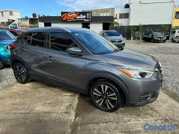 jeepetas y camionetas - Nissan Kicks SV 2020 3