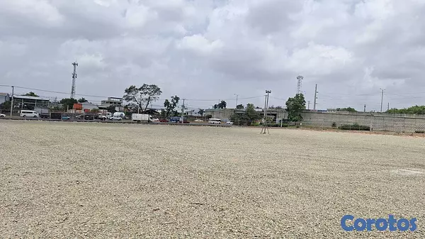 solares y terrenos - Solar en la Autopista Duarte de 12mil metros  7