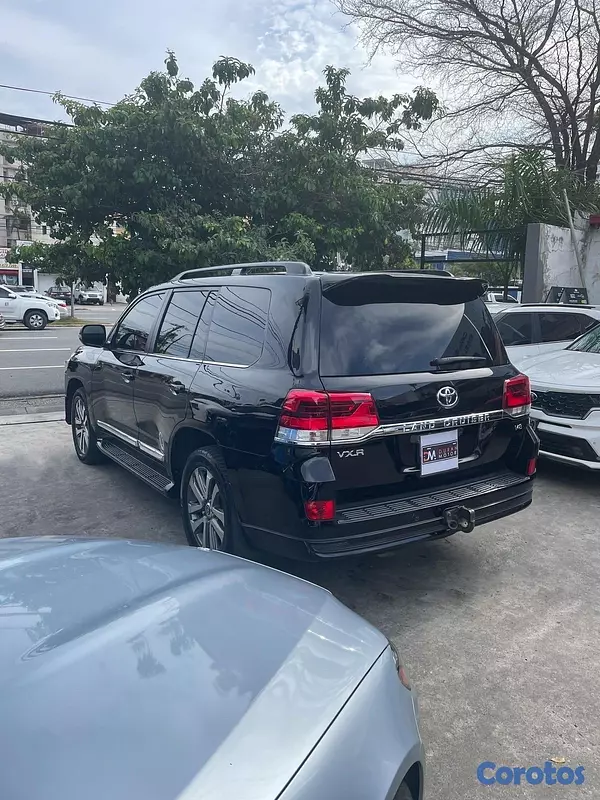 jeepetas y camionetas - Toyota Land Cruiser VXR 2019 6