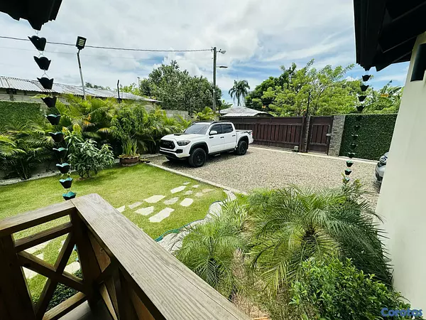 casas vacacionales y villas - VILLA EN VENTA EN GASPAR HERNANDEZ  3