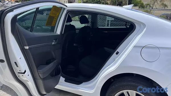 carros - Hyundai Elantra SEL 2020 6