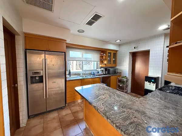 apartamentos - vendo Arroyo hondo viejo piso 8 vista tres habitaciones con baño dos parqueos  3