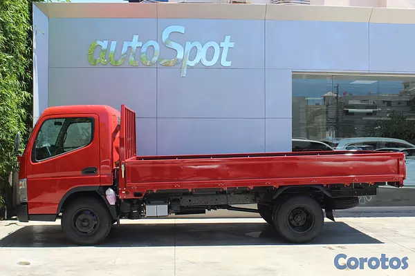 camiones y vehiculos pesados - Mitsubishi Motors Canter Cama 14 Pies 2