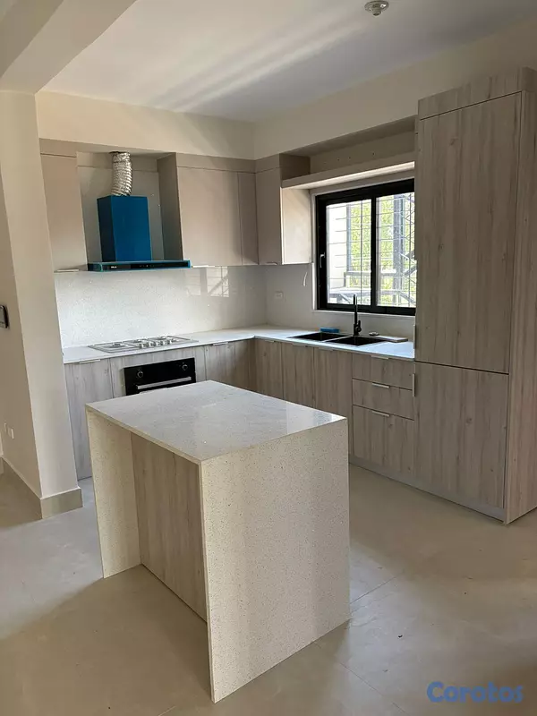 apartamentos - Alquiler Apartamento 3 Habitaciones + Servicio | T 6