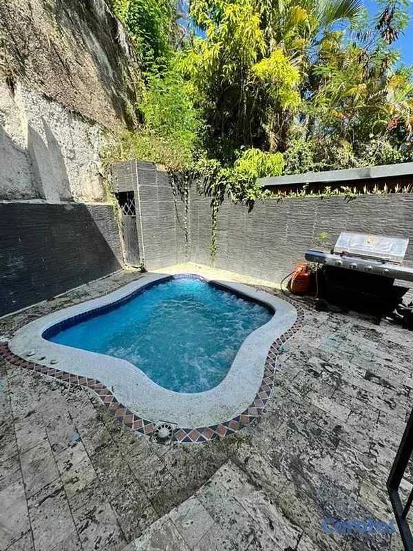 casas - Casa de 3 habitaciones 4 baños en venta en Altos D 2
