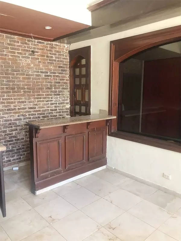 oficinas y locales comerciales - Local venta de oportunidad 4
