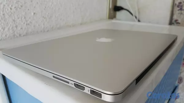 computadoras y laptops - Macbook pro Retina 13.3 Pulg Core i7 Ram 16gb Disco 256gb SSD AÑO 2018 3