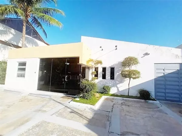 oficinas y locales comerciales - Propiedad comercial en el millon 8