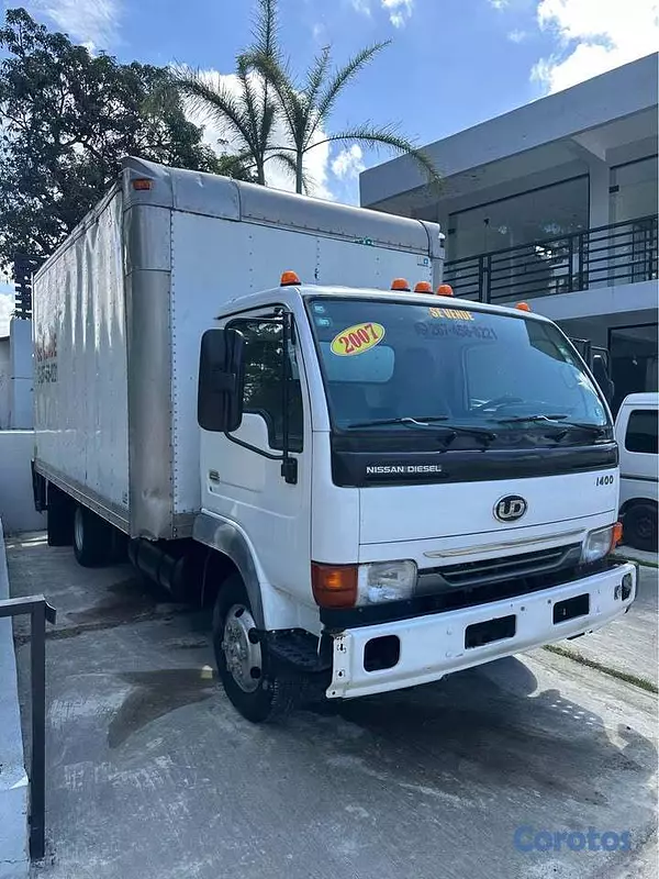camiones y vehiculos pesados - Se Vende Camión Nissan UD1400 2007 Diesel Automáti 2