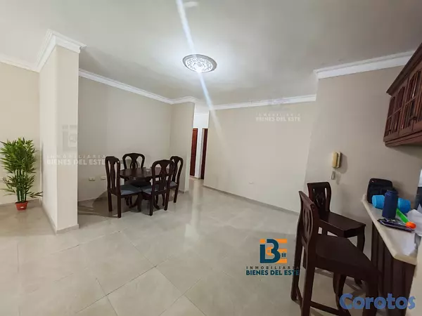 apartamentos - SE VENDE Apartamento con Tres Habitaciones y tres  4