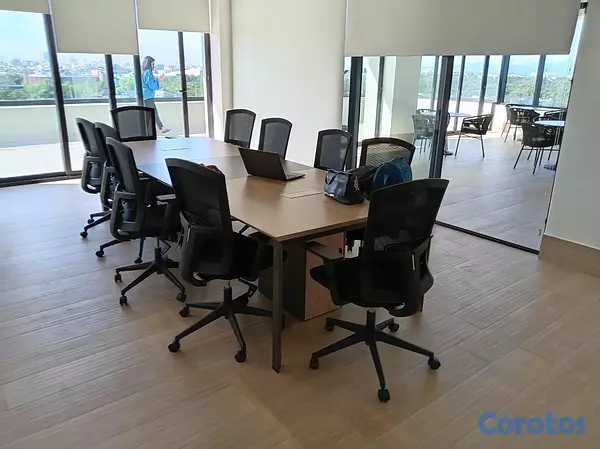 oficinas y locales comerciales - 📍 Oficina corporativa en Los Próceres, próximo a Ágora Mall 5