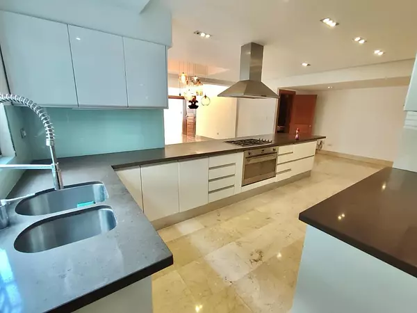apartamentos - Vendo apartamento en Naco 9