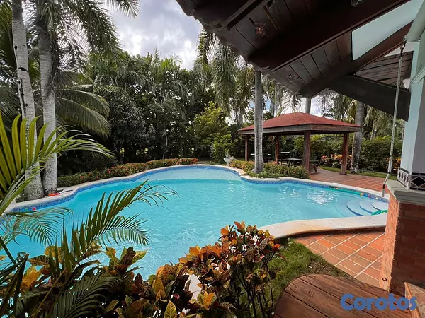casas vacacionales y villas - Villa amueblada en Juan Dolio Metro Country Club 2