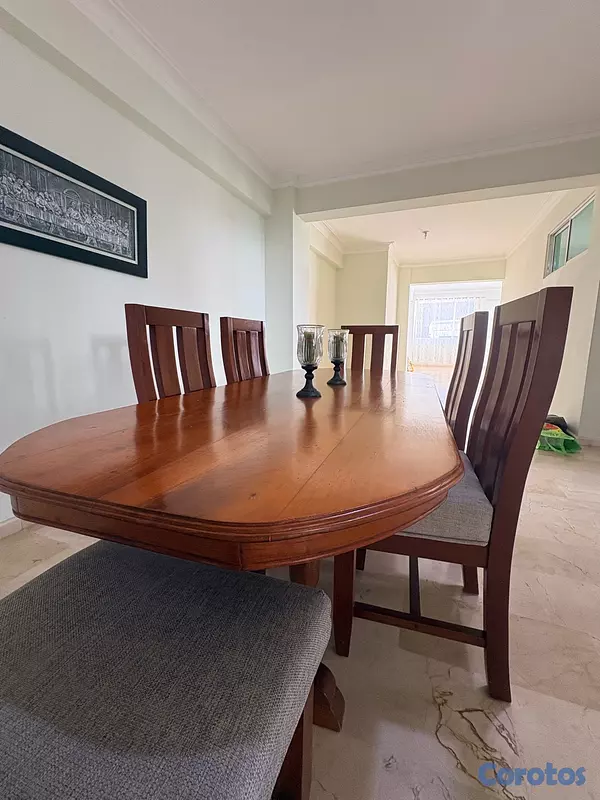 muebles y colchones - Comedor en Caoba de 6 sillas - precio de oportunidad - Negociable 5