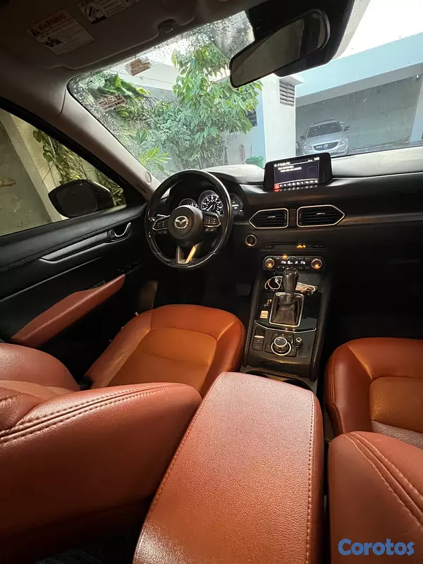 jeepetas y camionetas - Mazda CX5 Touring 2018 7