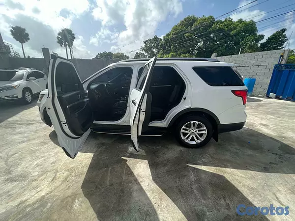 jeepetas y camionetas - FORD EXPLORES BLANCA 2016 8