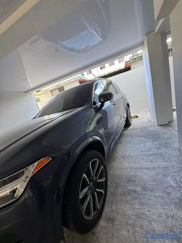 jeepetas y camionetas - Volvo cx 90 Momentum2018 Precio negociable. En San 12