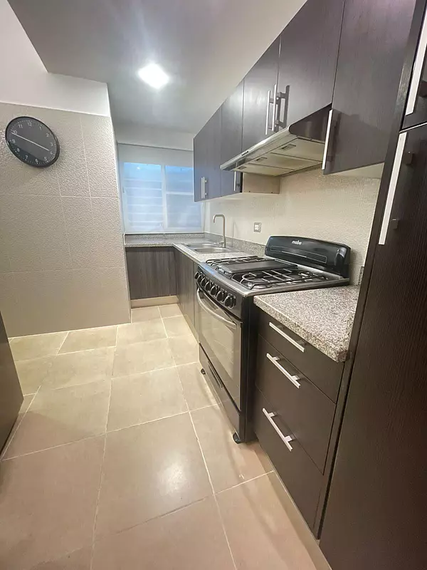 apartamentos - Rento  Apto en Evaristo Morales sin amueblar 7