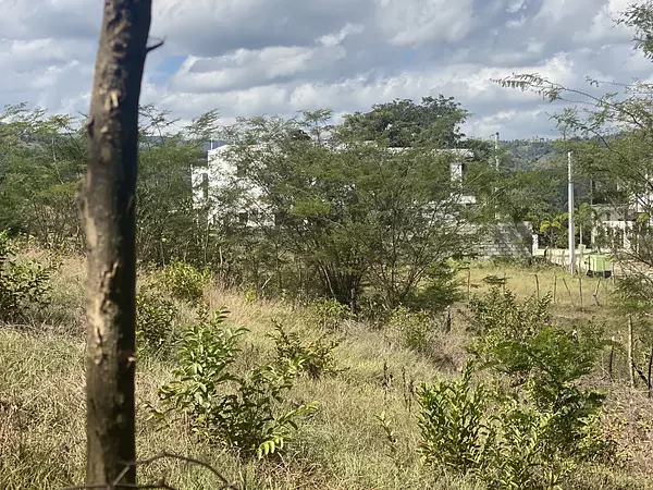 solares y terrenos - solar de 216 mts de venta en Camu  7